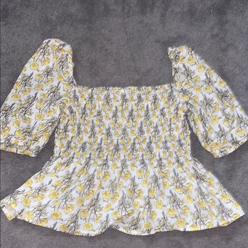 Umgee Yellow and White Floral Blouse